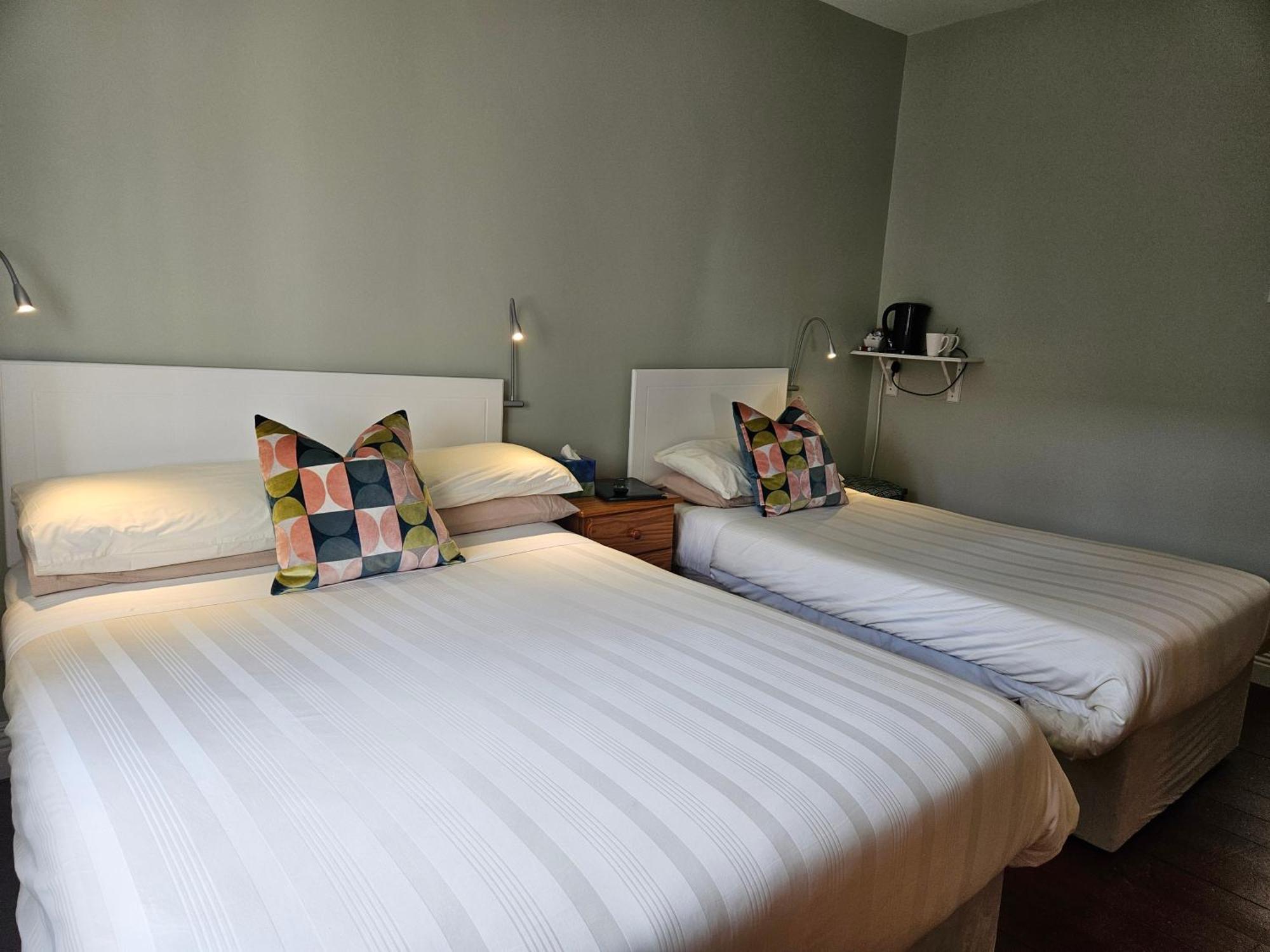 발리보피 Dergfield House B&B 외부 사진